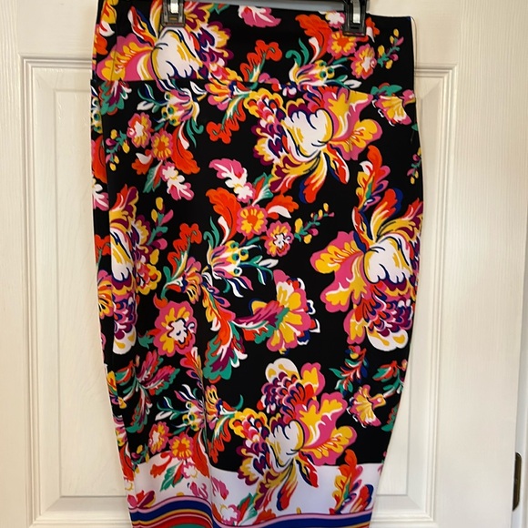 Beautiful high waisted skirt multicolored - Picture 1 of 4